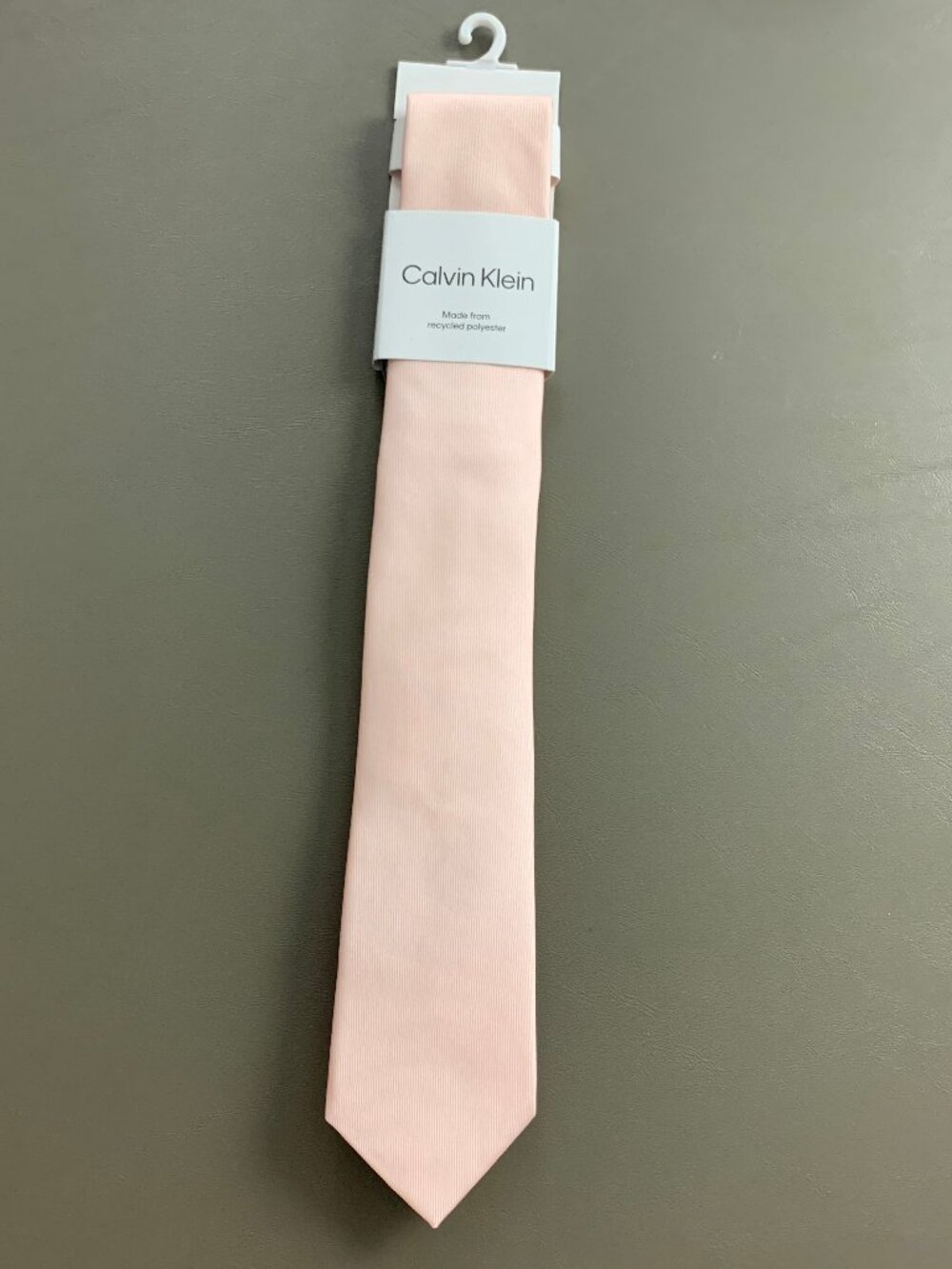 Calvin Klein Men's 2.5'' Polyester and Acetate Neck Tie, Peach Unison Solid, OS